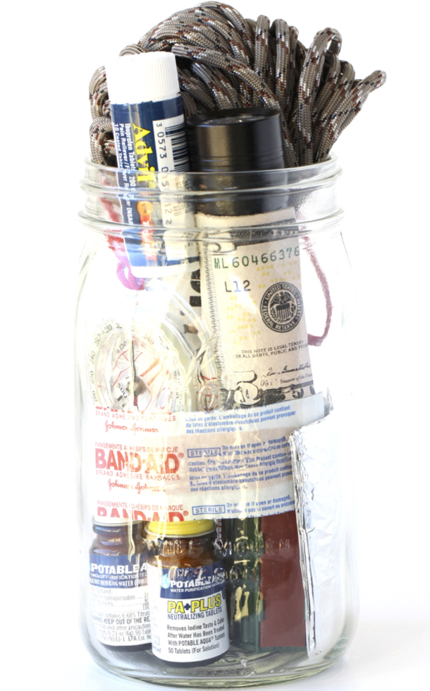10 Christmas Mason Jar Gift Ideas For Family & Friends - picture 3