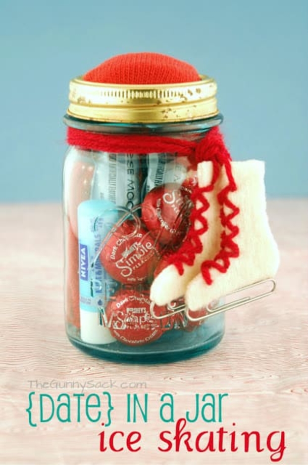 10 Christmas Mason Jar Gift Ideas For Family & Friends - picture 9