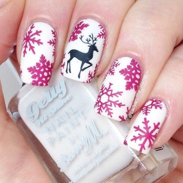 10 Christmas Nail Art Designs For The Holidays - picture 9