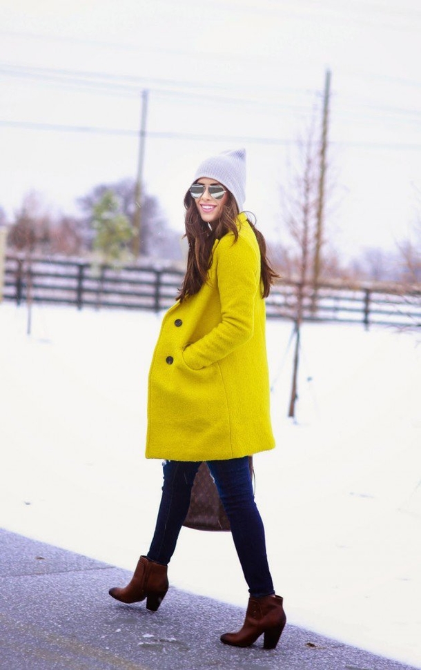 10 Colorful Coats To Rock This Winter That Look Great! - picture 7
