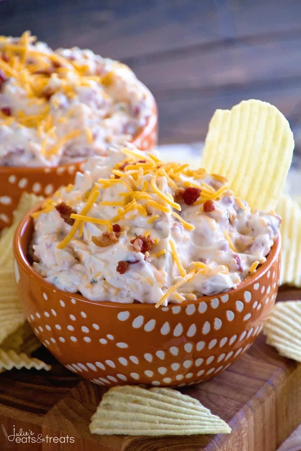 10 Crazy Yummy Super Bowl Party Dip Recipes You Should Try! - picture 2