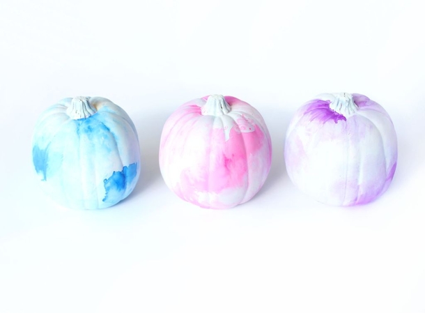 10 Creative And Decorative No Carve Pumpkin Ideas - picture 3