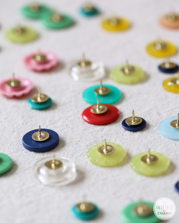 10 Creative DIY Crafts Using Buttons - picture 11