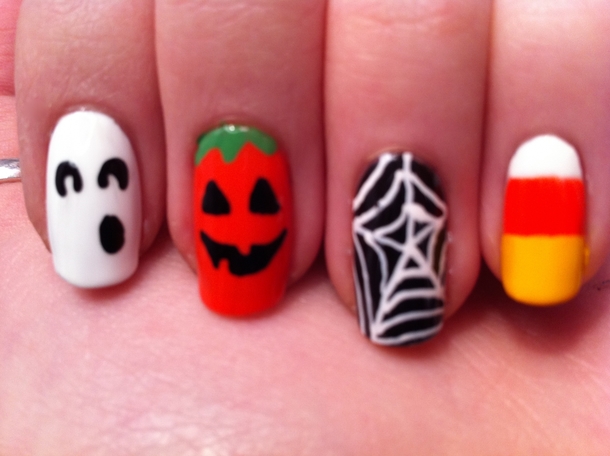 10 Creative Halloween Nail Art Ideas - picture 3