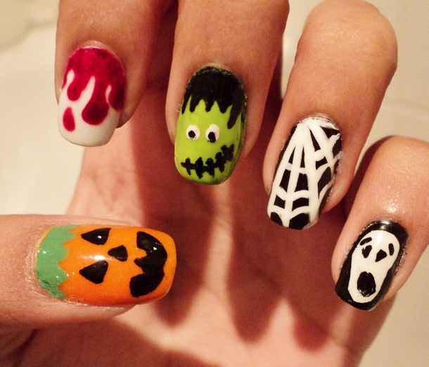 10 Creative Halloween Nail Art Ideas - picture 4
