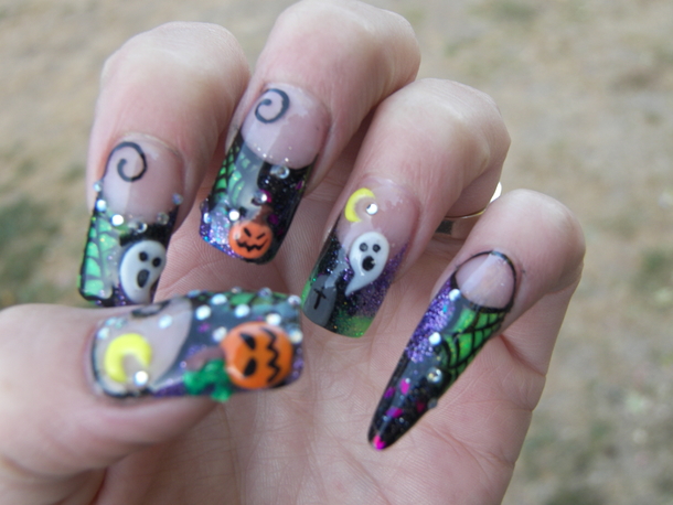 10 Creative Halloween Nail Art Ideas - picture 8