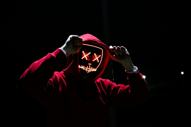 10 Creatively Awesome Halloween Costumes - picture 4