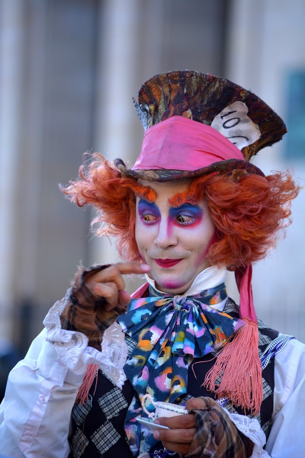 10 Creatively Awesome Halloween Costumes - picture 9