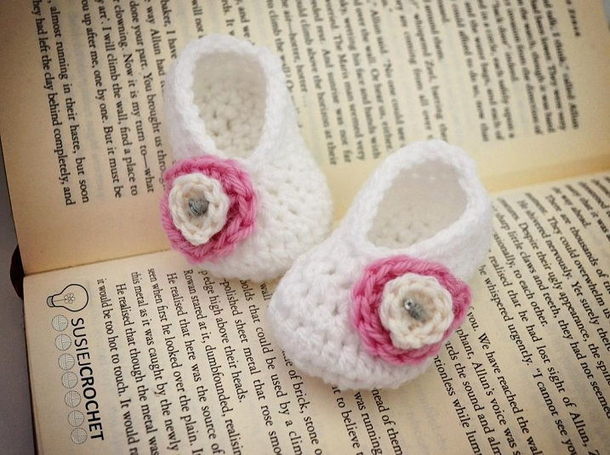 10 Cute Crochet Baby Booties You Can Easily Make - picture 5