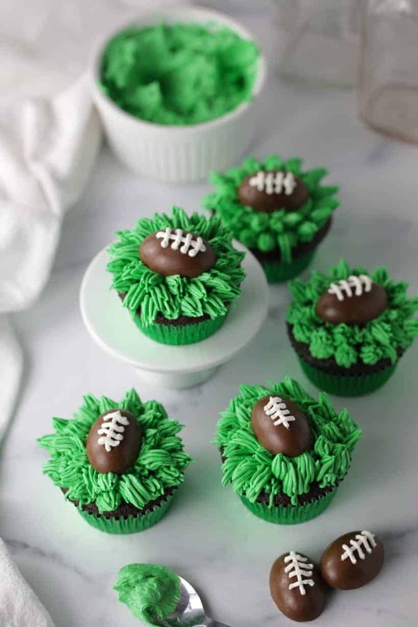10 Deliciously Amazing Super Bowl Desserts To Make In 2024 - picture 4