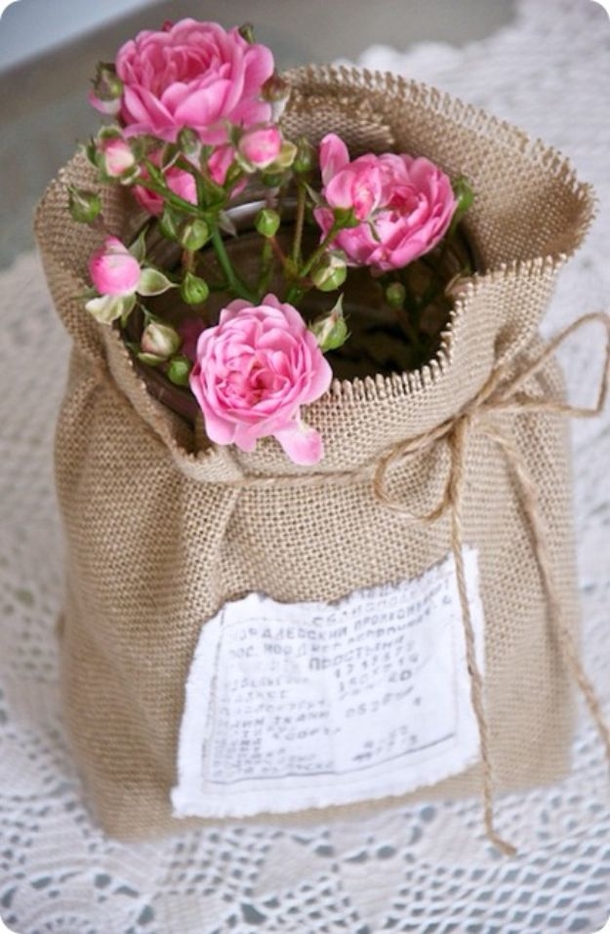 10 DIY Burlap Decoration Ideas For The Home - picture 2