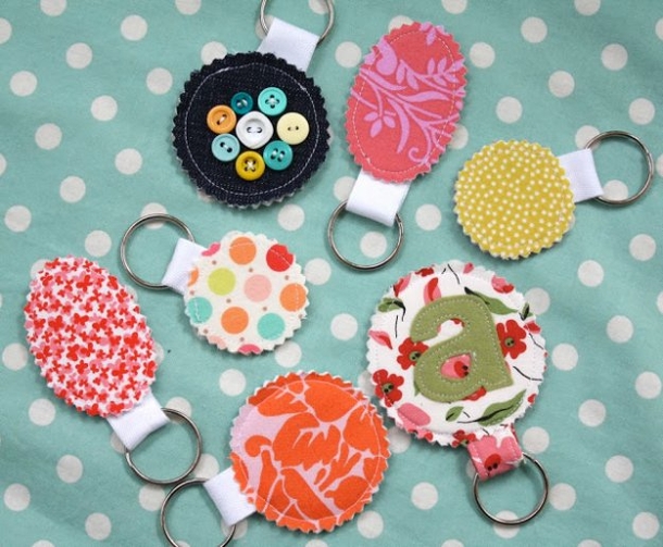 10 DIY Crafts You Can Create Using Old Fabric - picture 4