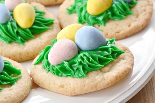 10 DIY Easter Dessert Cookies And Bars Recipes - picture 7