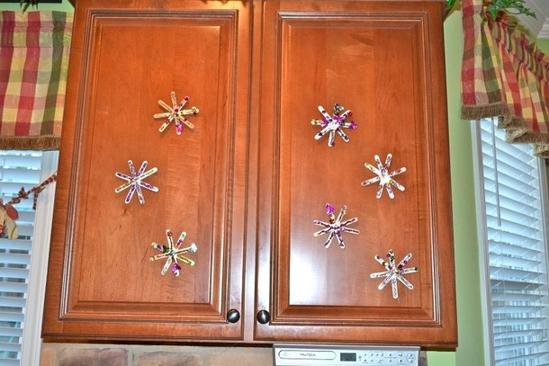 10 DIY Snowflake Crafts That Scream Winter - picture 4