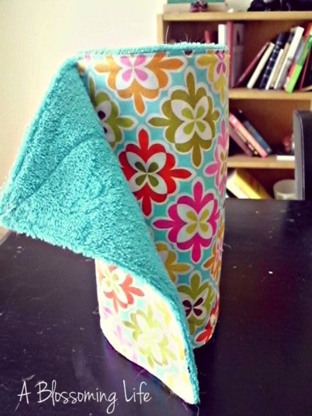 10 Easy DIY Ideas Using Old Towels - picture 3