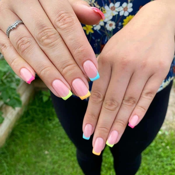 10 Elegant French Tip Nail Designs In 2023 For A Perfect Nail Look - picture 2