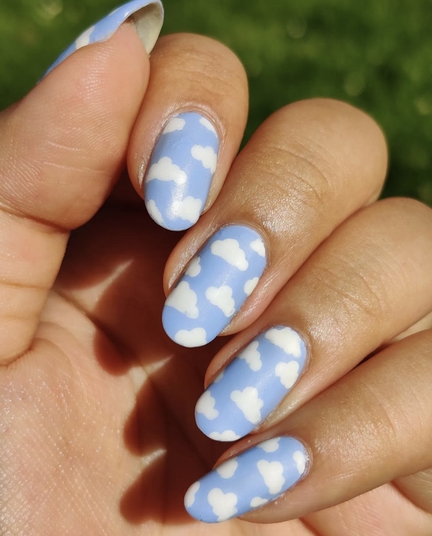 10+ Extra Cute & Fluffy Cloud Nails You Have To Try NOW - picture 9