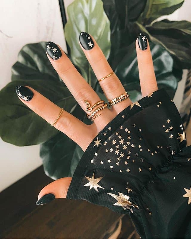 10 Extremely Beautiful Stunning Fall Nails To Rock In 2023 - picture 9