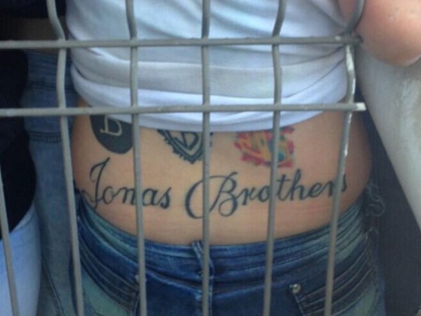 10 Extremely Horrible Tattoos - picture 8