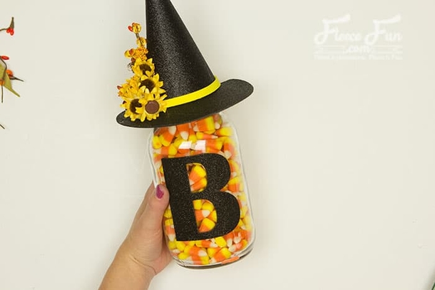 10 Fall Mason Jar Crafts You Have To Make! - picture 8