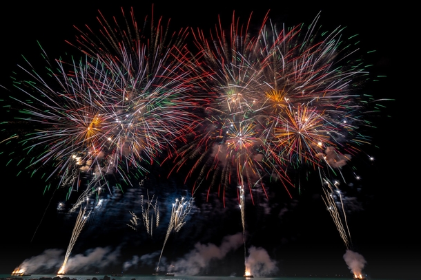10+ Fantastic New Year Firework Displays For 2020 - picture 8