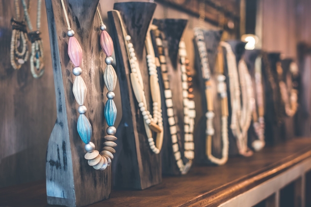 10+ Fashion Accessories For Men And Women - picture 5