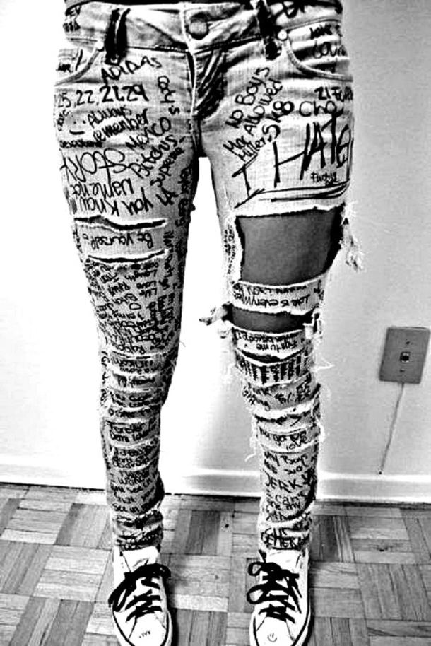 10 Fashionable DIY Tricks For Your Jeans - picture 5