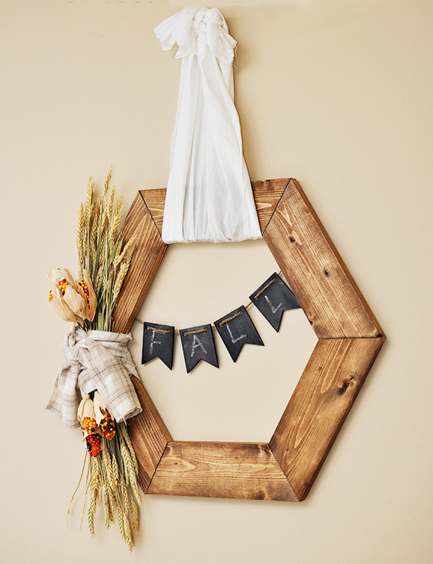 10 Front Door Wreaths For The Fall - picture 4