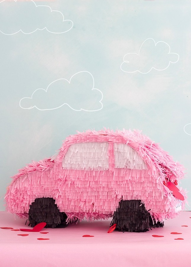 10 Fun Spring Party DIY Piñatas For Decoration - picture 3