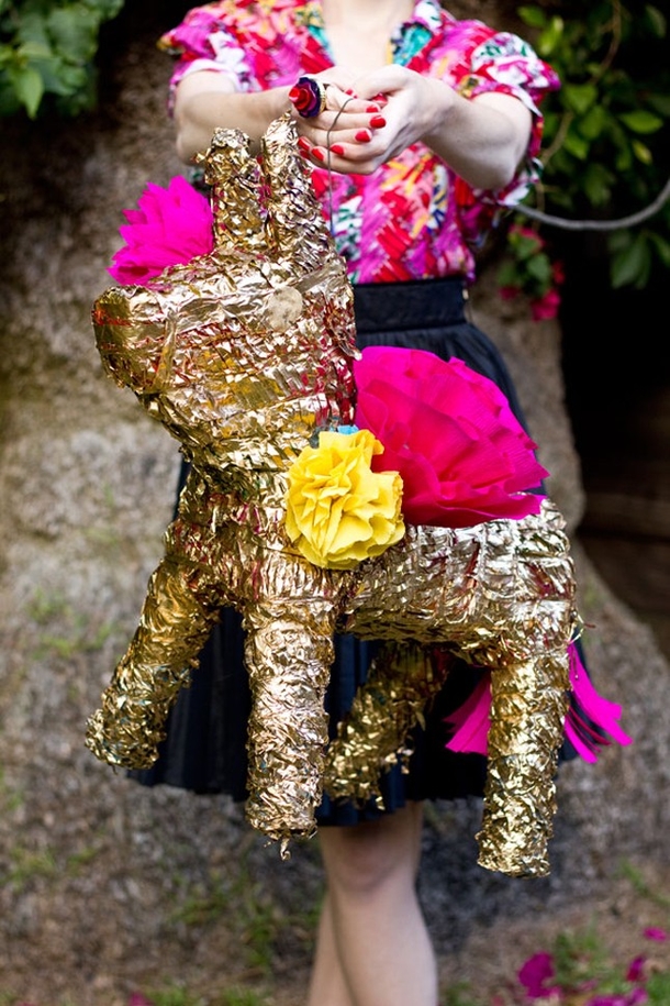 10 Fun Spring Party DIY Piñatas For Decoration - picture 6
