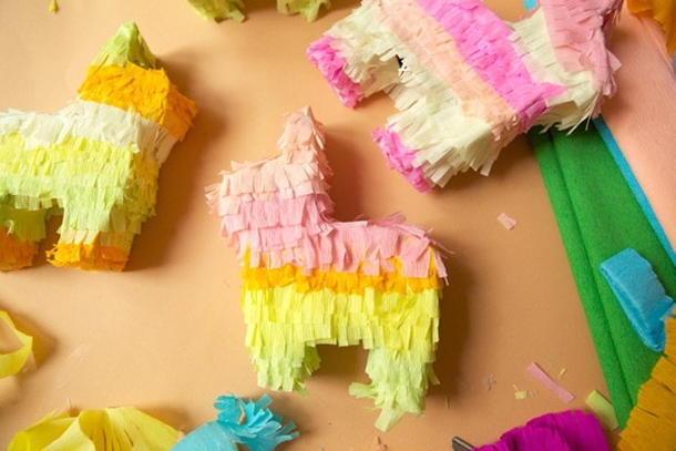 10 Fun Spring Party DIY Piñatas For Decoration - picture 8
