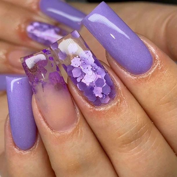 10 Gorgeous And Glamorous Birthday Nail Ideas For 2023 - picture 2