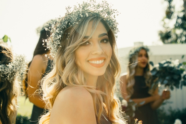 10 Gorgeous Flower Crown Looks To Try - picture 8