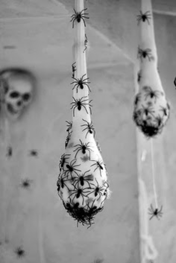 10 Halloween Hack Ideas That Are Creatively Spooky - picture 11