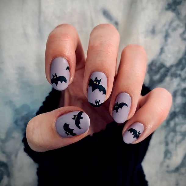 10 Halloween Nail Designs & Ideas To Get You In The Spooky Spirit - picture 5