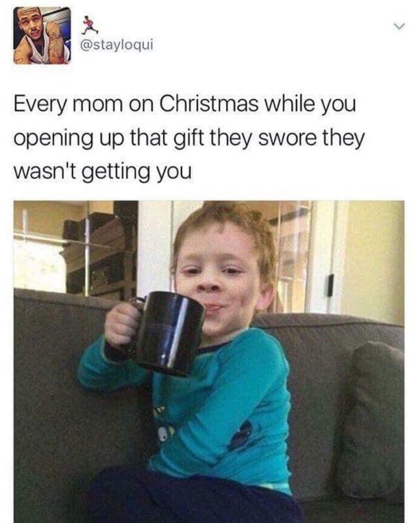 10 Hilarious Christmas Memes That'll Get You In The Holiday Spirit Early! - picture 5