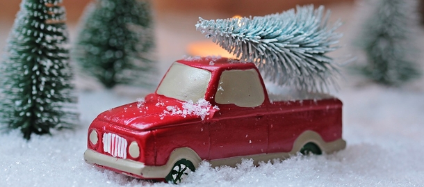 10 Holiday Christmas Background Themes - picture 3