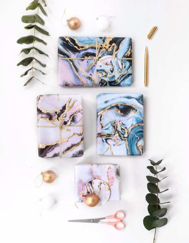 10 Holiday DIY Gift Wrapping Craft Ideas - picture 9