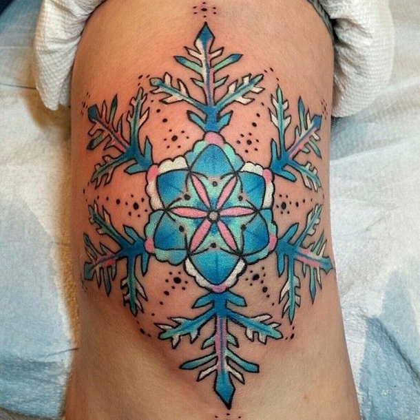10 Holiday Tattoos For Christmas - picture 7