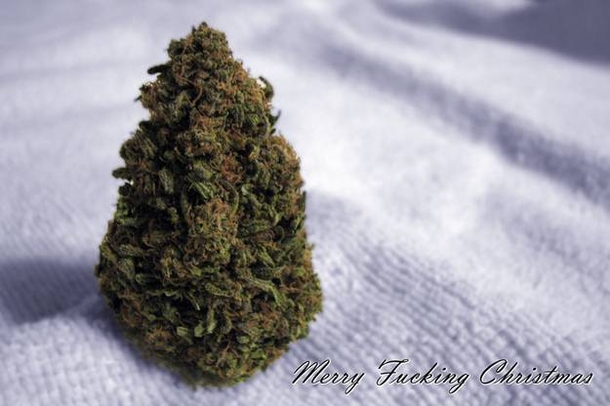 10 Horrible And Trashy Christmas Cards - picture 3
