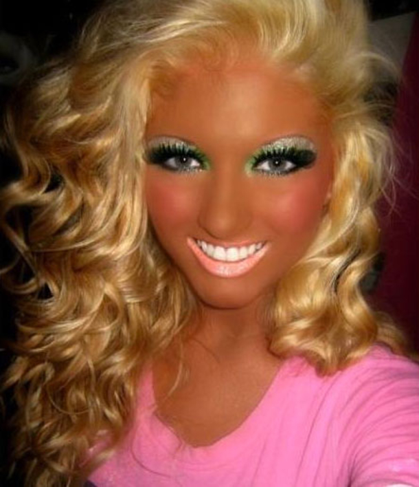 10 Horrible Makeup Fails - picture 10
