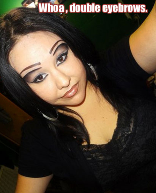 10 Horrible Makeup Fails - picture 9