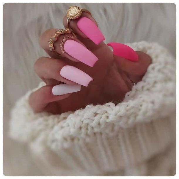10 Incredible Matte Nails That Will Look Beautiful On You - picture 10