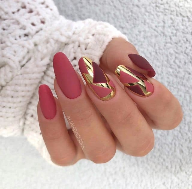 10 Incredible Matte Nails That Will Look Beautiful On You - picture 11
