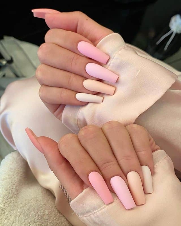 10 Incredible Matte Nails That Will Look Beautiful On You - picture 3