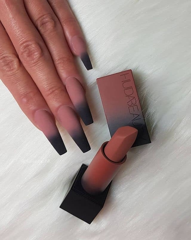 10 Incredible Matte Nails That Will Look Beautiful On You - picture 7