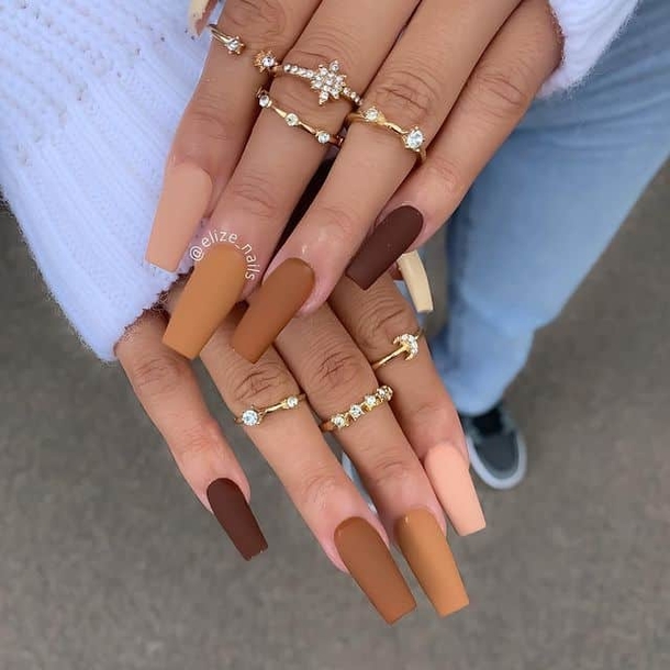 10 Incredible Matte Nails That Will Look Beautiful On You - picture 8