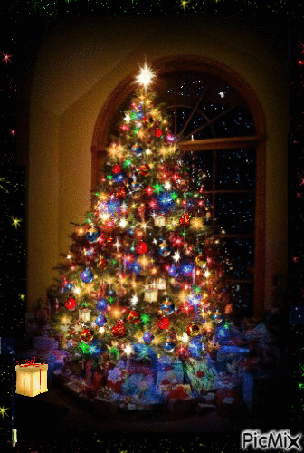 10 Magical Christmas Tree Animations - picture 12