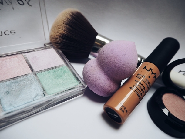 10 Makeup Accessories For Women - picture 8