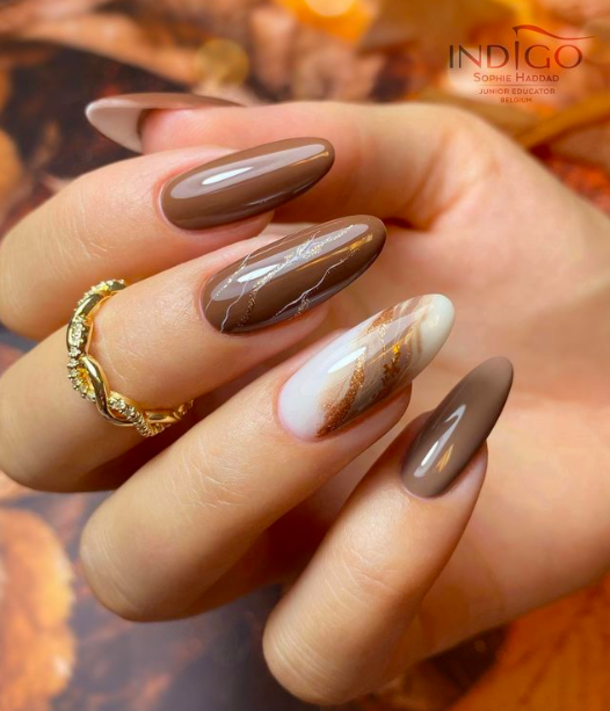 10+ Marble Nails For A Sophisticated Look - picture 4